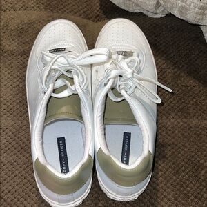 Tommy Hilfiger White and Olive Casual Sneakers